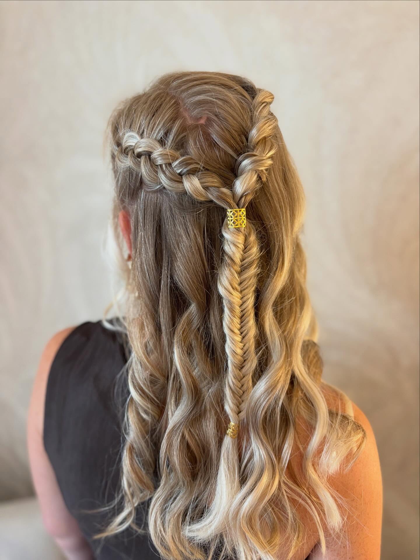Bruidskapsel door Wendy
